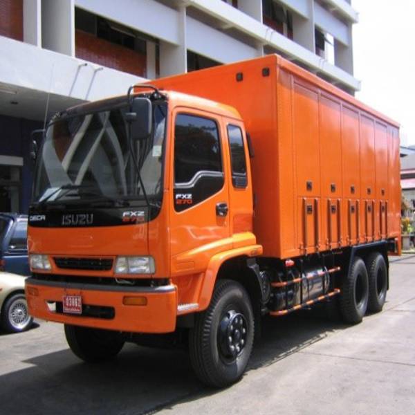 Lubricant service truck